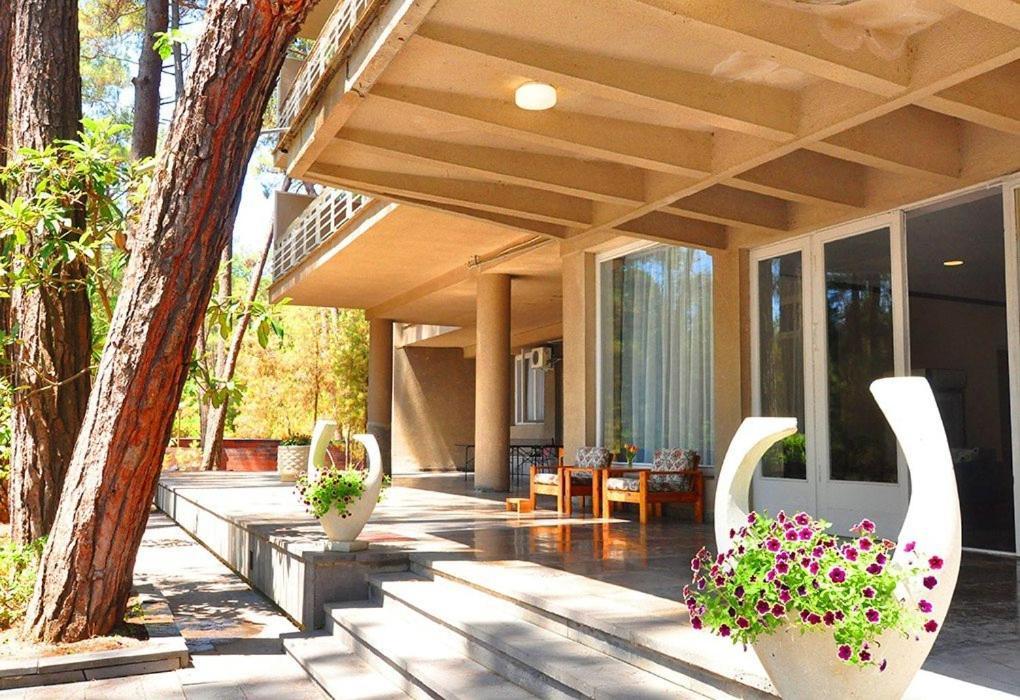 Gosdacha Ldzaa Otel Lidzava Dış mekan fotoğraf